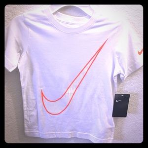 New Nike T-shirt